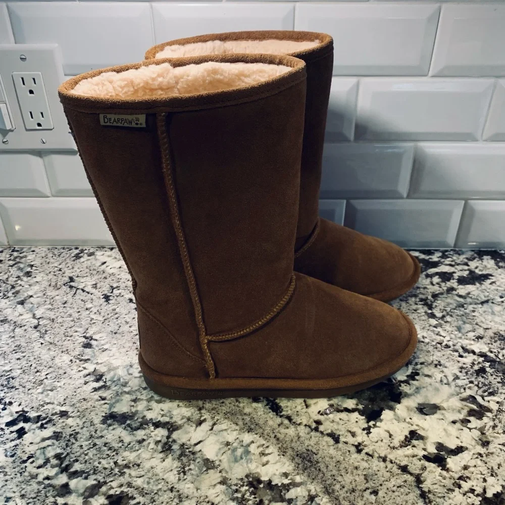 BearPaw boots suede
